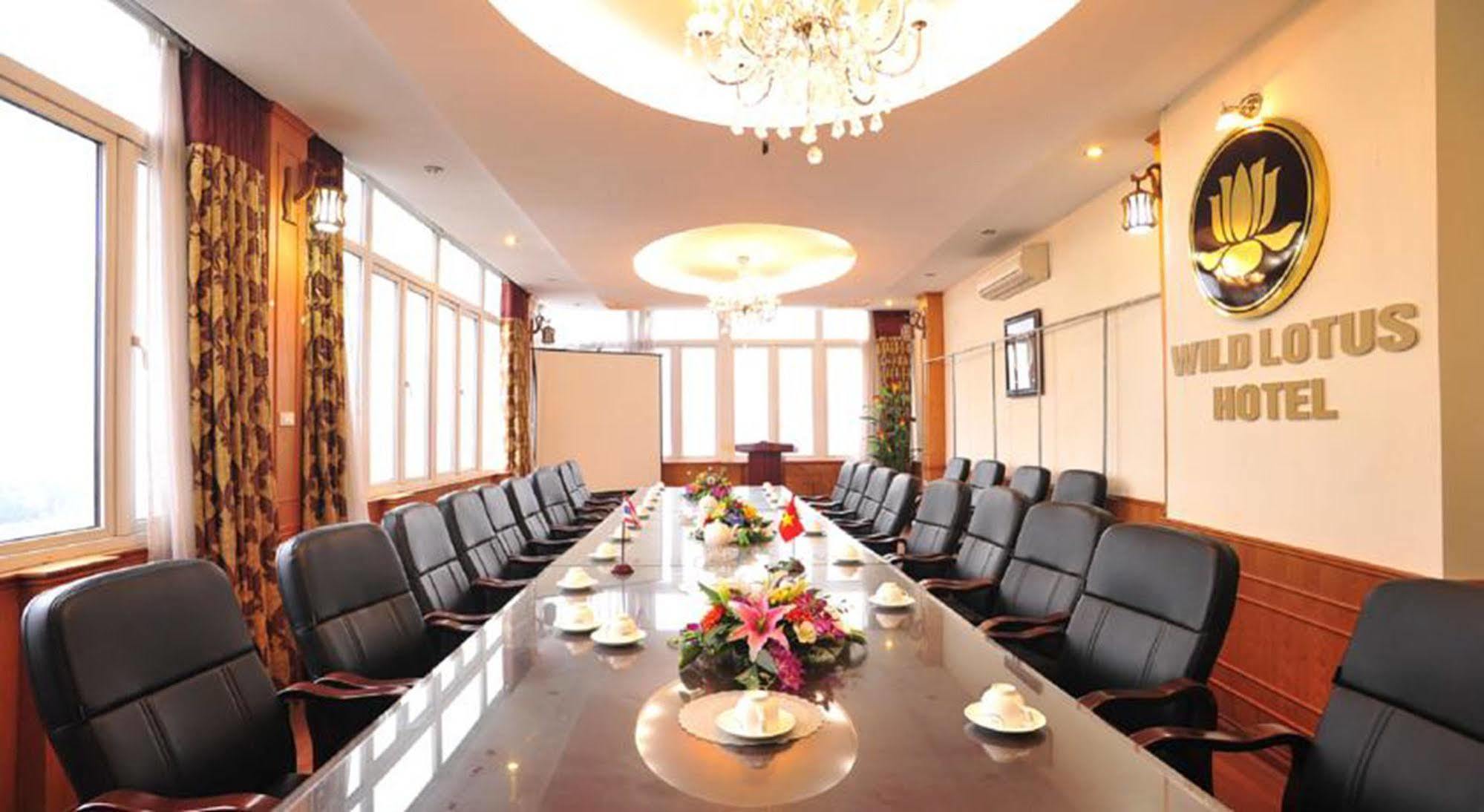 Lotus Village Hotel Hanoï Extérieur photo